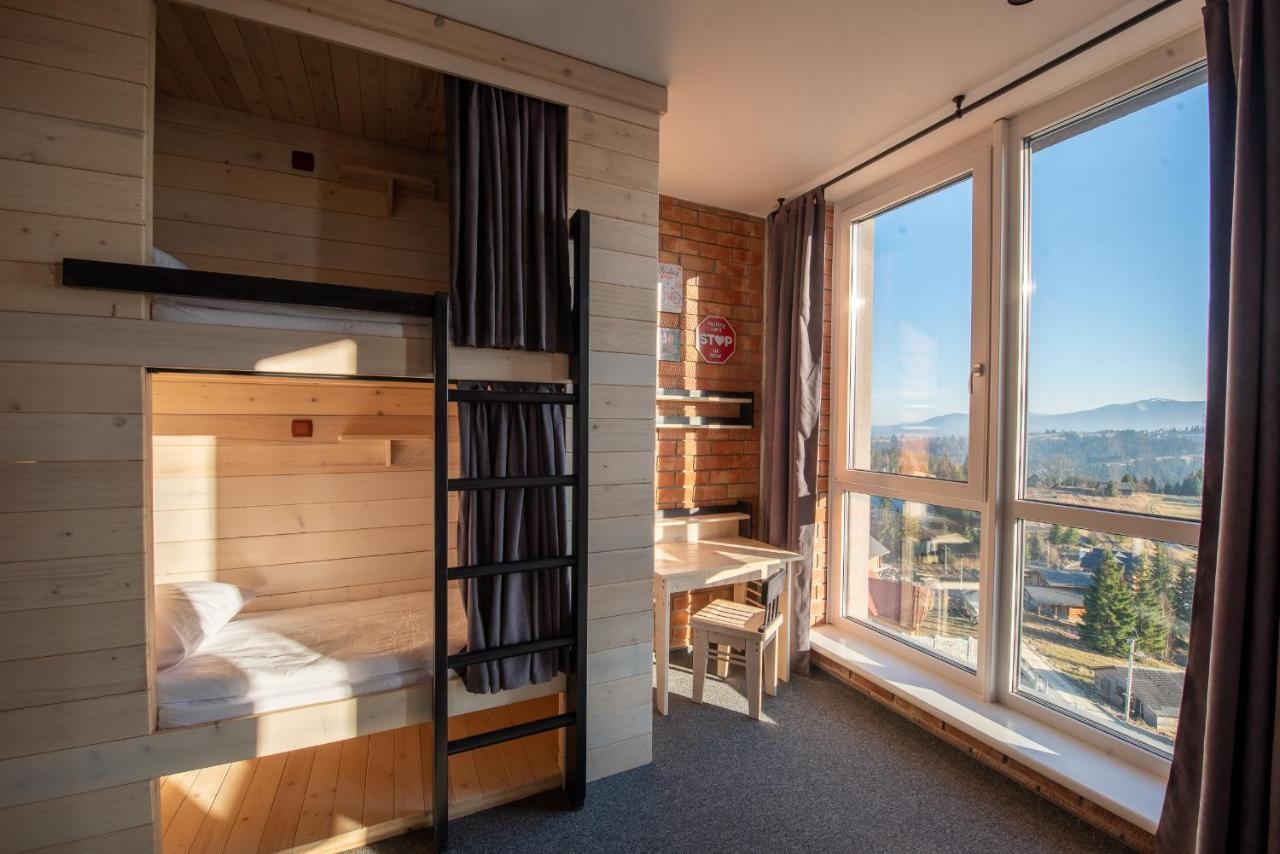 Chevalier Panorama Hostel Yablunytsya Εξωτερικό φωτογραφία